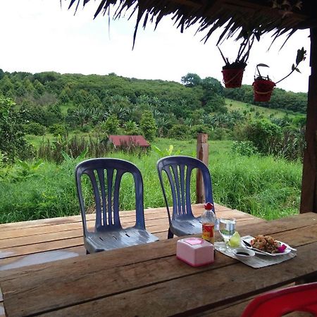 Mr Pov Home Stay Banlung Eksteriør bilde