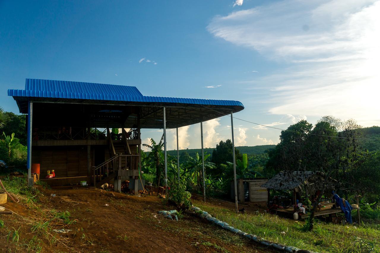 Mr Pov Home Stay Banlung Eksteriør bilde
