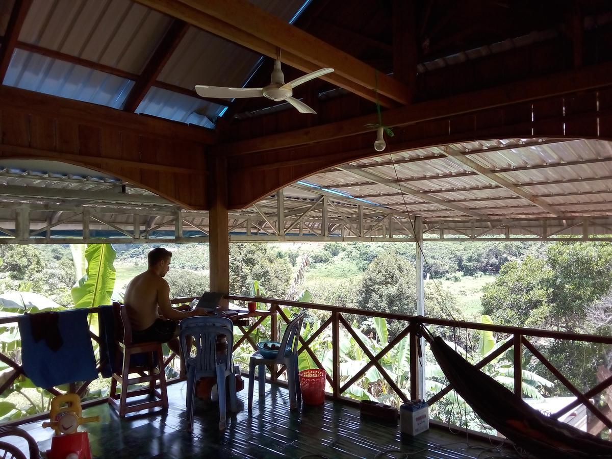 Mr Pov Home Stay Banlung Eksteriør bilde